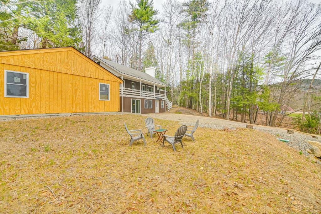 1 Mi to Story Land Spacious Cabin in Bartlett