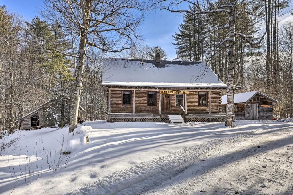 Black Bear Lodge A Rural White Mtns Retreat