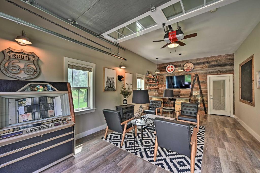 Cozy Campton Cottage Less Than 1 Mi to Owls Nest Resort!