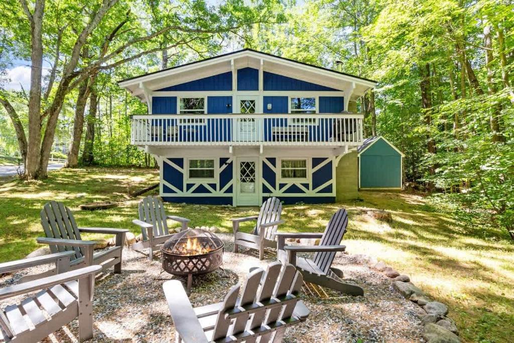 Charming Swiss Chalet Fire Pit Beach Access