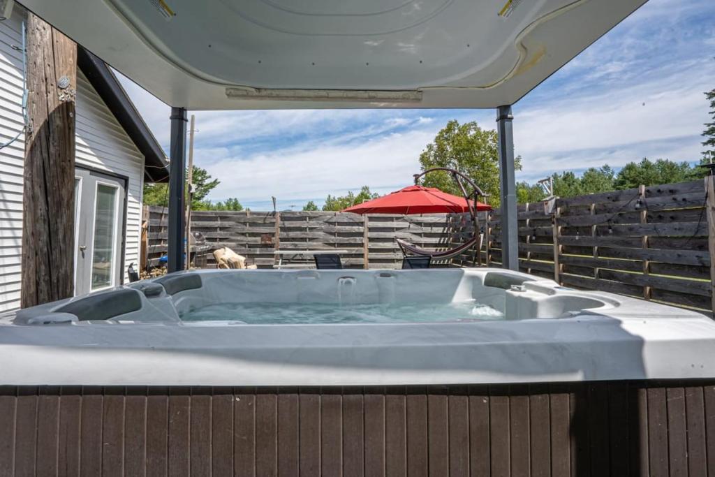 Hike the Presidential's & Relax in the Hot tub #6