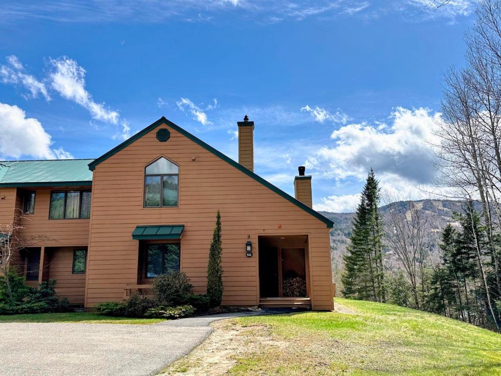 MWP66 End Unit with Gorgeous Mountain Views Pool Table Pool Gym Passes