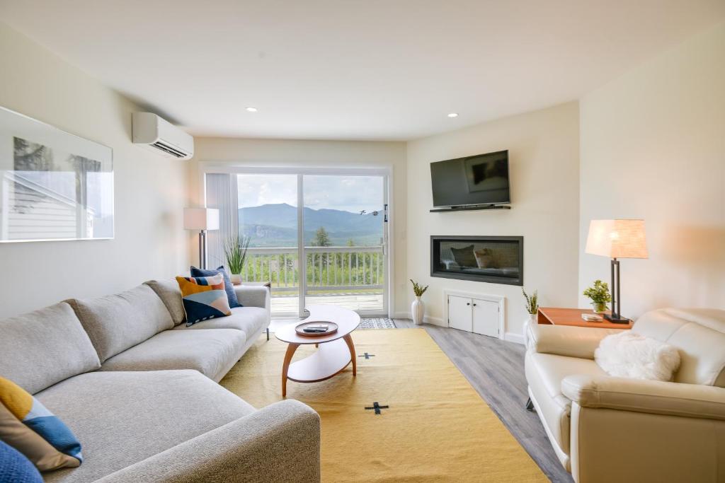 Newly Renovated Bartlett Condo with Mountain Views!