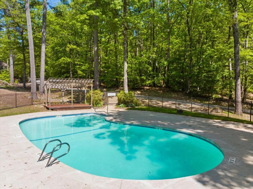 Townhouses near White Mtn Perfect for Large Groups